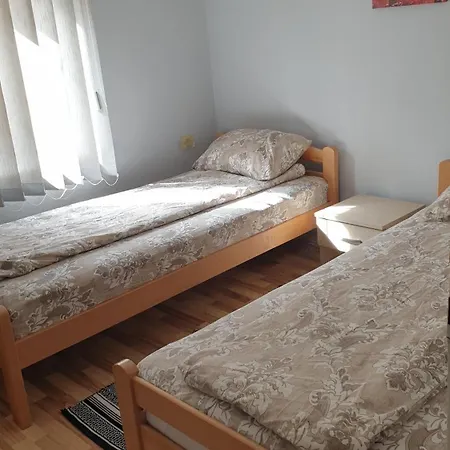 Comfort Inn Apartmani Vrnjacka Banja Exterior photo
