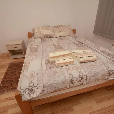 Comfort Inn Apartmani Vrnjacka Banja Exterior photo